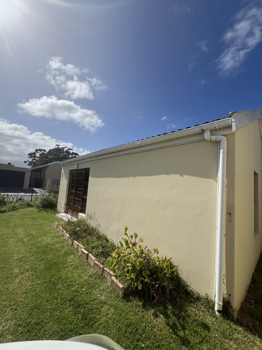 2 Bedroom Property for Sale in Fairview Golf Estate Western Cape
